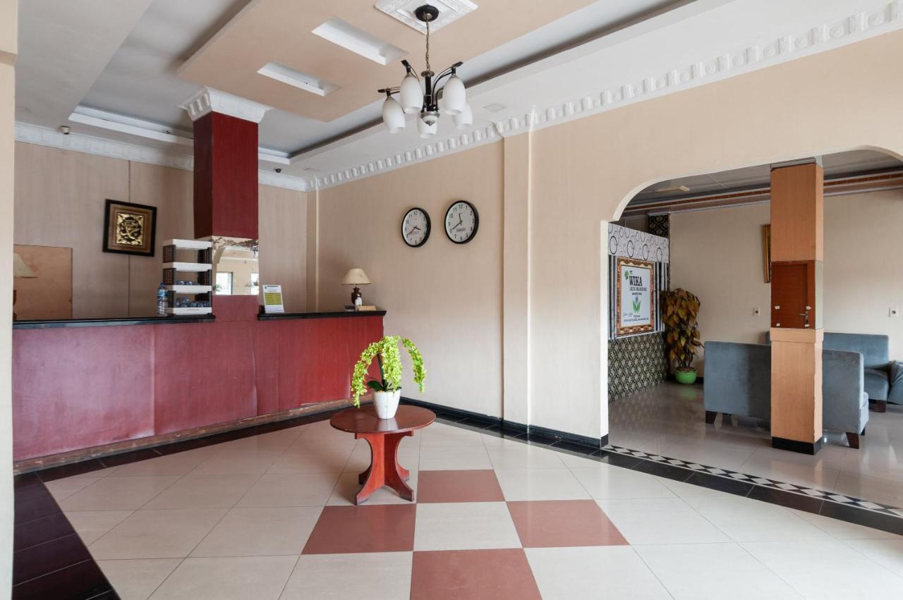 Urbanview Hotel Syariah Residence Medan By Reddoorz Exterior photo